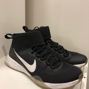 Nike women’s training hightop